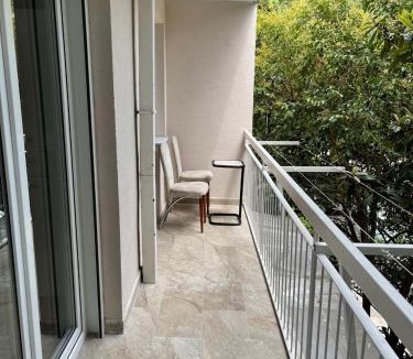 Velji Vinogradi Apartment | Apartman Sofija Budva