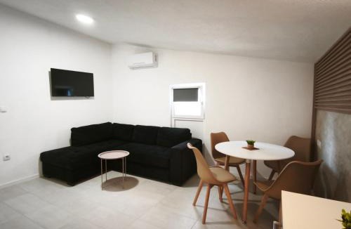 Podmaine Apartment | Apartmani Vukovic