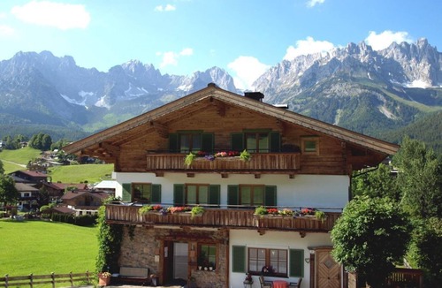 Going am Wilden Kaiser Apartment | Apartment Tyrolapart/sep. Sleep u. Living/2 bathrooms/balcony - my "TYROLapart"