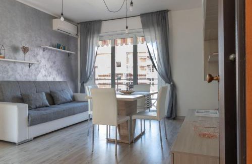 Villaggi Apartment | Apartment Wohnung 'Il Girasole' Seeblick by Interhome