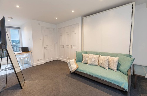 Chelsea Riverside Apartment | Apartment ∙ 1 bedroom ∙ 2 guests
