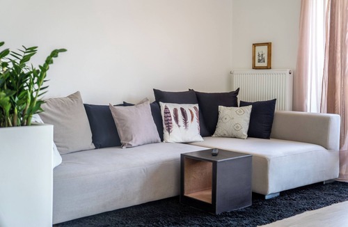 St. Pauls Apartment | Apartment 1