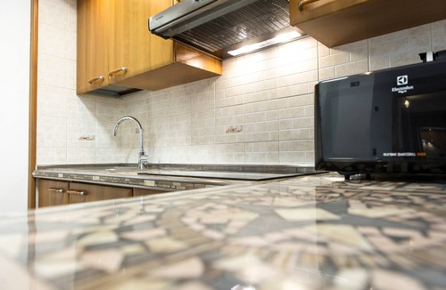 Teola Ski Chalet | Apartment 1 Shared Garden and Wi-Fi