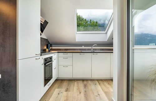 Auer Apartment | Apartment '1' with Mountain View, Wi-Fi and Air Conditioning