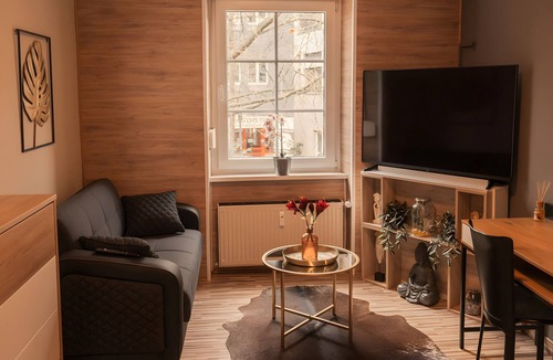 Altstadt Apartment | Apartment '1' with Private Garden and Wi-Fi