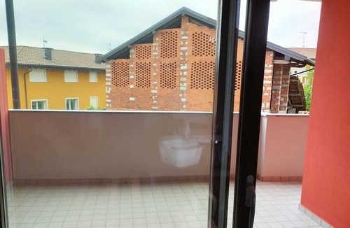 Borgomanero Apartment | Apartment 10 km from Lake Maggiore and Orta