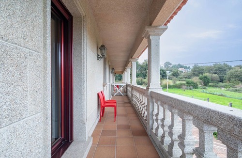 Hio Apartment | 'Apartment 12' with Shared Pool, Private Terrace and Wi-Fi