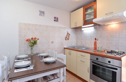 Skatari House | Apartment 1203