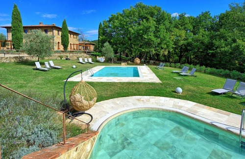 Simignano Apartment | Apartment ∙ 2 bedrooms ∙ 3 guests