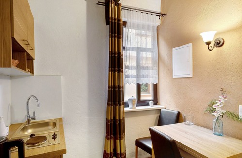Braubach Apartment | Apartment '2' with Shared Terrace