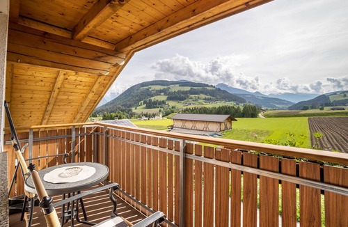 Valdaora di Sopra Apartment | Apartment '3' with Mountain View, Shared Garden and Wi-Fi