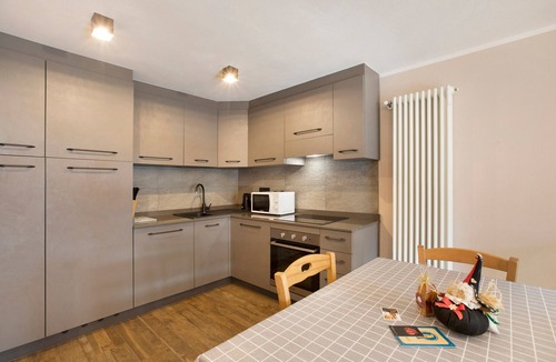 Cogne Apartment | Apartment '4061 Maison Gerard - Roccia Viva' with Mountain View, Shared Garden and Wi-Fi