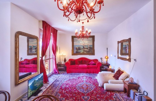 Lecco Apartment | Apartment "5 Minutes from the Centre" with Lake View, Balcony & Wi-Fi