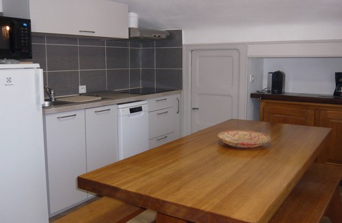 Saint-Jean-Pied-de-Port Apartment | APARTMENT 5 PERSONS (2*) 200m FROM THE TOURIST CENTER