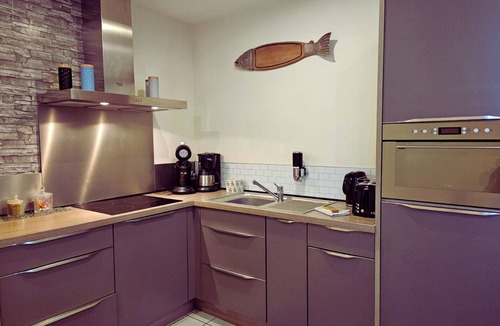 Chatellerault Apartment | Apartment 80, 5* furnished tourist apartment - Vienne view