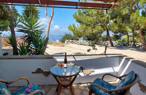 Koumeika House | Apartment 800m From Koumeika, Samos