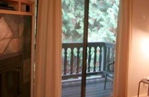 Glacier Apartment | Apartment 94SLL Budget Condo near Mt. Baker in Mount Baker/Glacier - 6 persons, 1 bedrooms