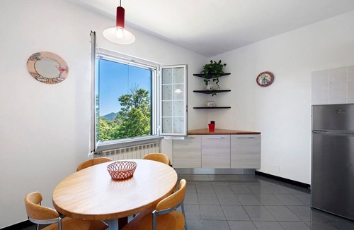 Stella Apartment | Apartment 'Ai Campi' with Private Garden, Balcony and Wi-Fi