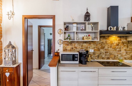 Grosseto Apartment | Apartment 'A' with Shared Garden, Wi-Fi and Air Conditioning