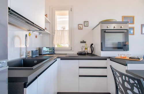 Castelsardo Apartment | Apartment 'Ad Occhi Aperti - Castelsardo' with Sea View, Wi-Fi and Air Conditioning