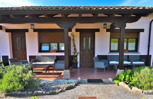 Avin Apartment | Apartment 'Aires De Avín 1' with Mountain View, Private Terrace and Wi-Fi