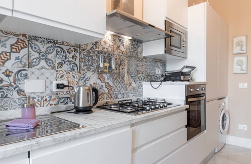 Gavinana Apartment | Apartment 'Alessandro' with Wi-Fi and Air Conditioning
