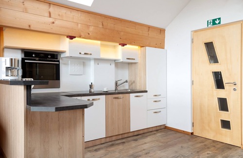 Collalbo Apartment | Apartment 'Alpenglühn' with Dolomite Views, Balcony and Wi-Fi