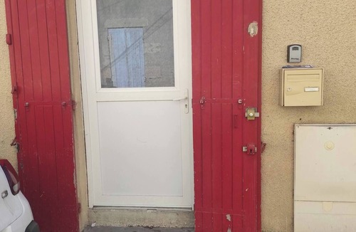 Langon Apartment | Apartment Alpha downtown, 1 to 4 people