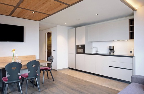 Carezza Apartment | Apartment "Angerle Alm Apt König Laurin" with Private Terrace, Shared Garden & Wi-Fi