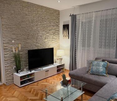Kamen Apartment | Apartment Ana