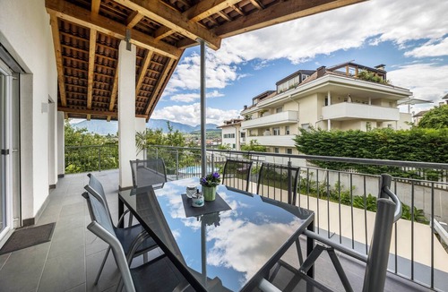 St. Michael/San Michele Apartment | Apartment 'Angerblick' with Mountain View, Private Terrace and Wi-Fi - Vacation on the farm