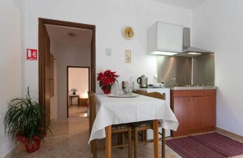 Gruz Apartment | Apartment Anita (Gruž) - One-Bedroom Apartment with Balcony