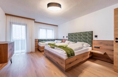 Zell am Ziller Apartment | Apartment Apart Kreuzjoch-1 by Interhome