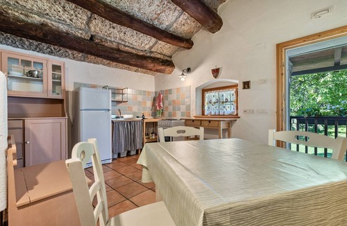 Avio Apartment | Apartment 'Appartamento Del Contadino' with Mountain View and Shared Garden