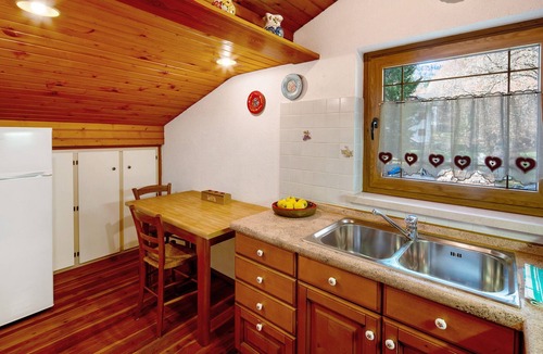 Caviola Apartment | Apartment 'Appartamento Palmina' with Mountain View, Shared Garden and Wi-Fi