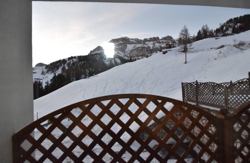 Livinallongo del Col di Lana Apartment | Apartment 'Appartamento Sass Bece' with Private Garden and Wi-Fi
