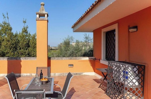 Lecce Apartment | Apartment 'Attico' with Shared Pool, Wi-Fi and Air Conditioning