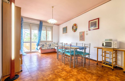 Lido Apartment | Apartment 'B12' with Private Terrace and Balcony