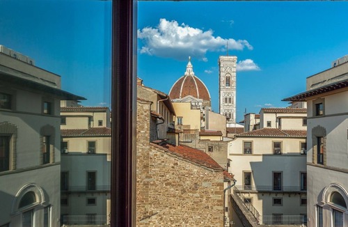 Duomo Villa | Apartment Banchi - Three Bedroom Villa, Sleeps 6