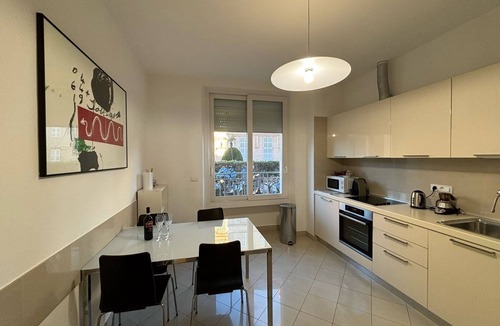 Cannes City Centre Apartment | Apartment, beachfront, 2 bedrooms, 2 bathrooms, A/C, free WiFi,TV,parking