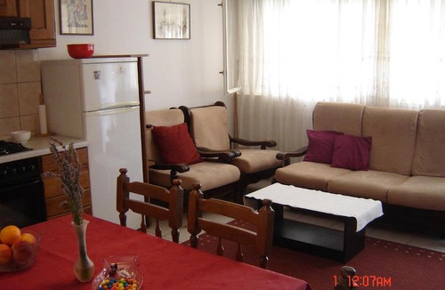 Split Apartment | Apartment Bella