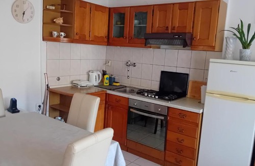 Split Apartment | Apartment Bella