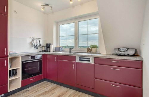 Waggershausen Apartment | Apartment 'Bergblick' with Shared Terrace, Shared Garden and Wi-Fi