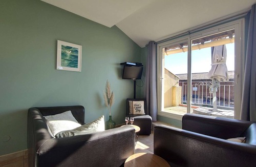 Saint-Papoul House | Apartment between Castelnaudary and Carcassonne with heated swimming pool and parking lot