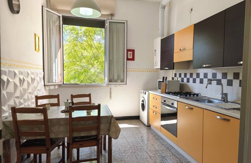 Bolognina Apartment | Apartment between trade&city center. Big terrace and fast internet connection