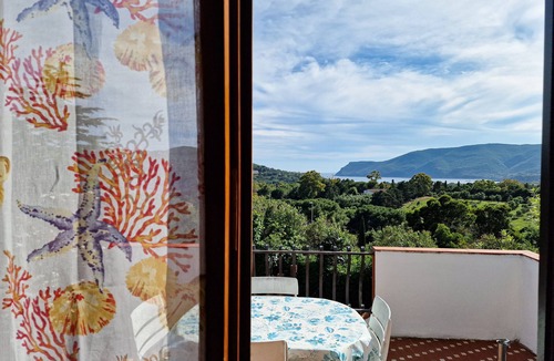 Lacona Apartment | Apartment 'Bilo Nr 10' with Mountain View and Shared Garden