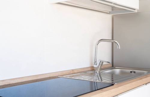 Castri di Lecce Apartment | Apartment 'Blue Suite' with Shared Terrace, Wi-Fi and Air Conditioning