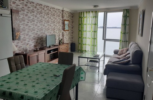 Playa de Arinaga Condo | Apartment BrisaMarCanarias 1st line Sea wifi/Sat Solarium 3 room 2bathroom Views