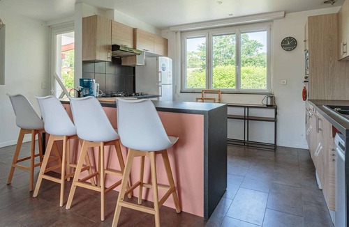 Briscous Apartment | Apartment Briscous, 4 bedrooms, 7 persons