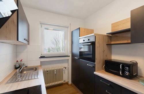 Bruchkoebel Apartment | Apartment 'Bruchköbel 3' with Balcony and Wi-Fi